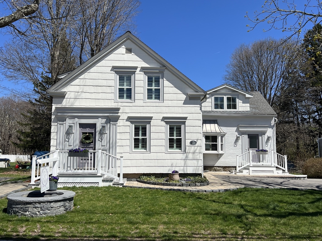 Photo 1 of 2 of 105 Hayden Rowe house