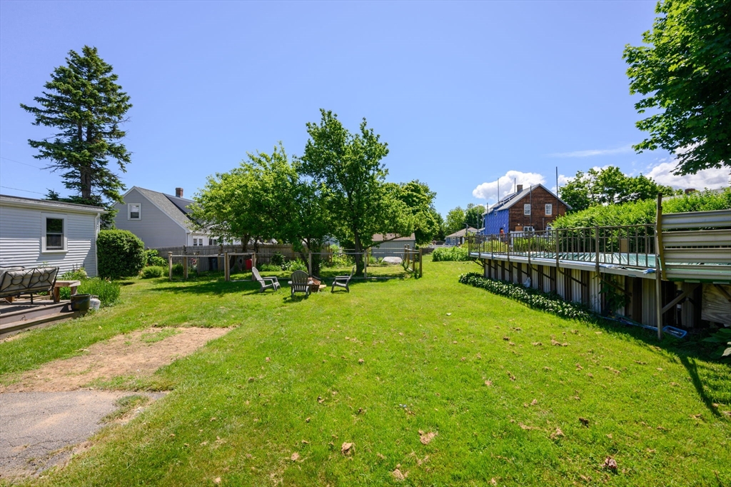 Photo 6 of 37 of 165 Nantasket Road house