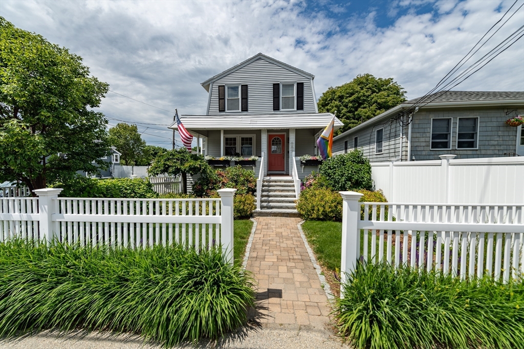 Photo 18 of 22 of 689 Nantasket Ave house