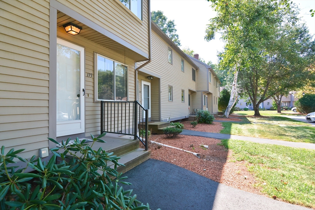 Photo 19 of 20 of 115 Cortland Cir 115 condo