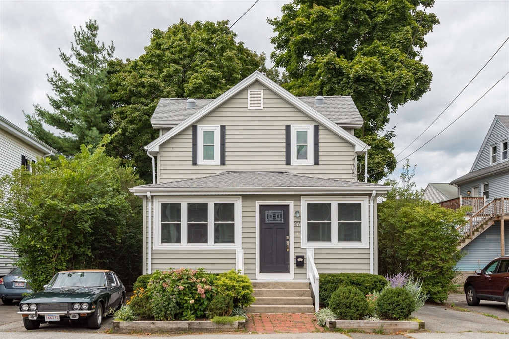 Photo 1 of 40 of 27 Benham St house