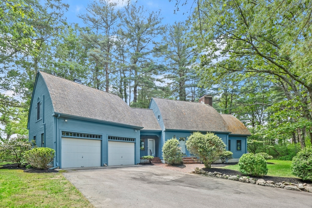 Photo 2 of 36 of 2 Cobblestone house