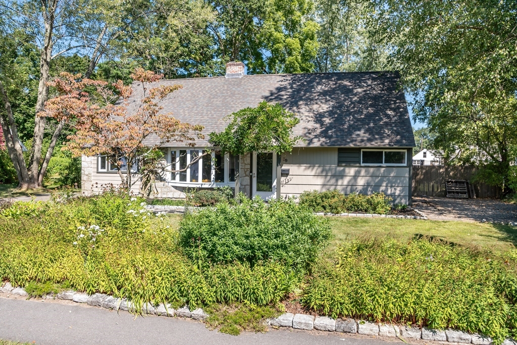 Photo 1 of 28 of 39 Franconia Ave house