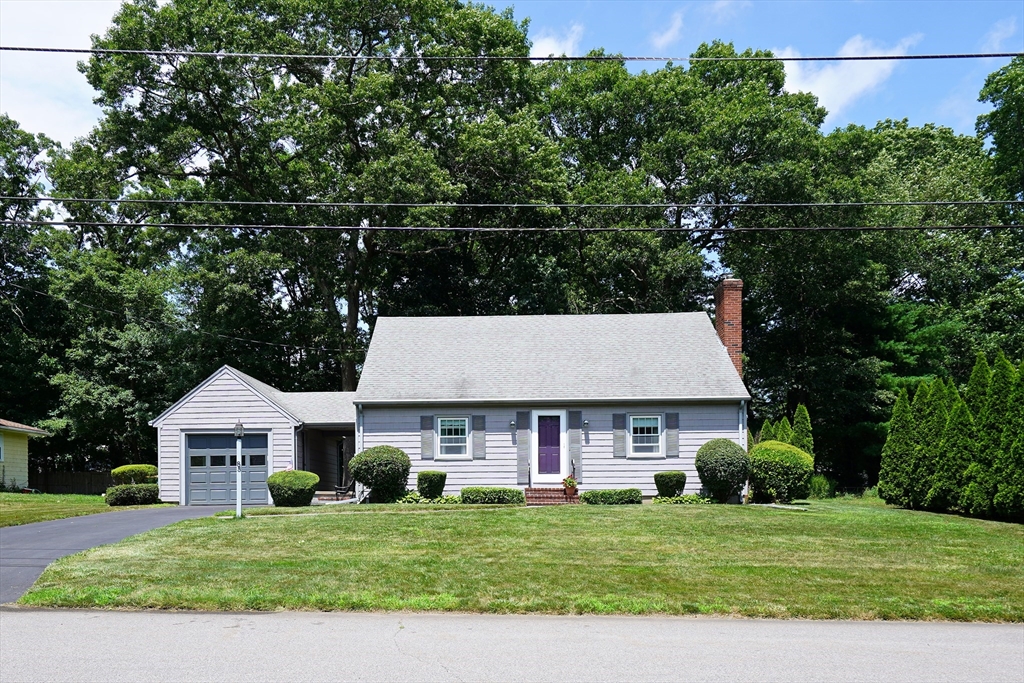 Photo 1 of 41 of 85 Calvin Road house