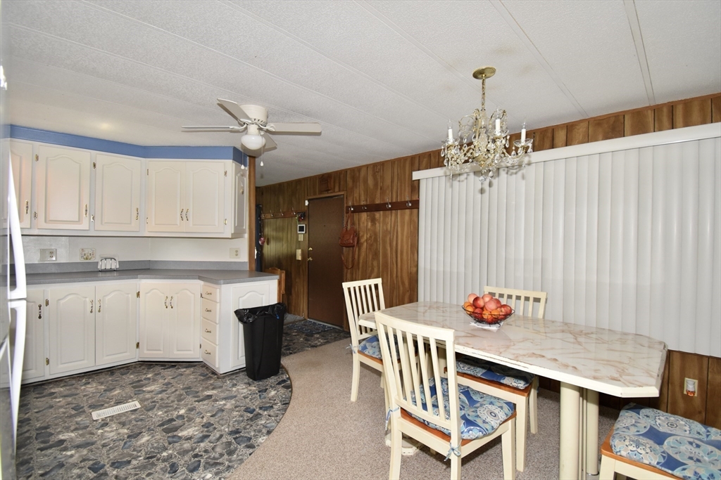 Photo 4 of 20 of 24 Lamplighter Lane 24 mobile home