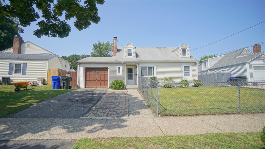 Photo 1 of 42 of 90 Bessemer St house