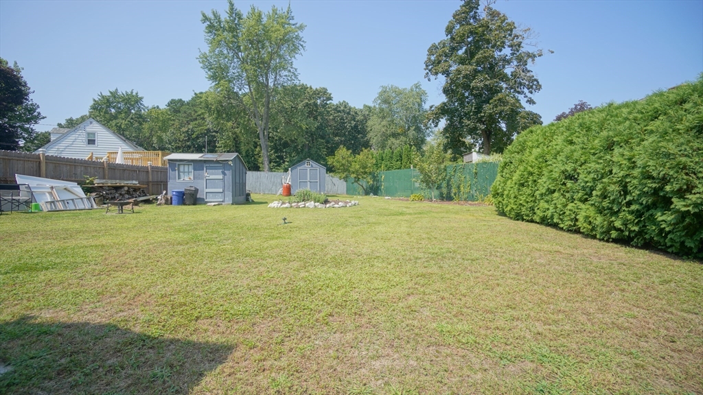 Photo 42 of 42 of 90 Bessemer St house