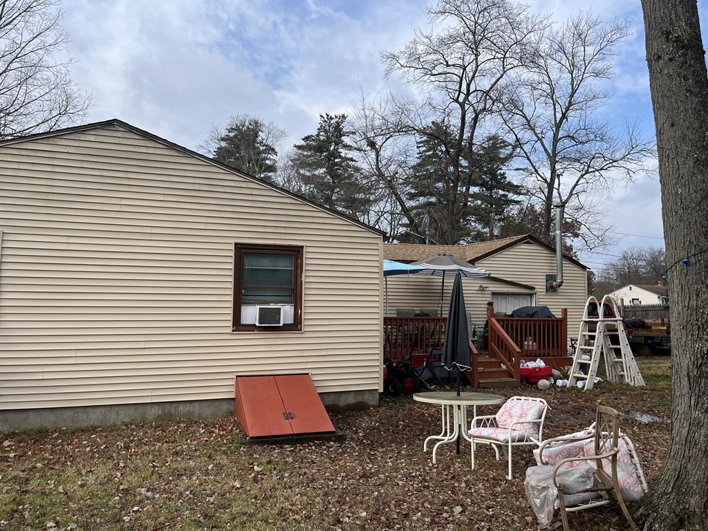 Photo 4 of 14 of 379 Newhouse St house