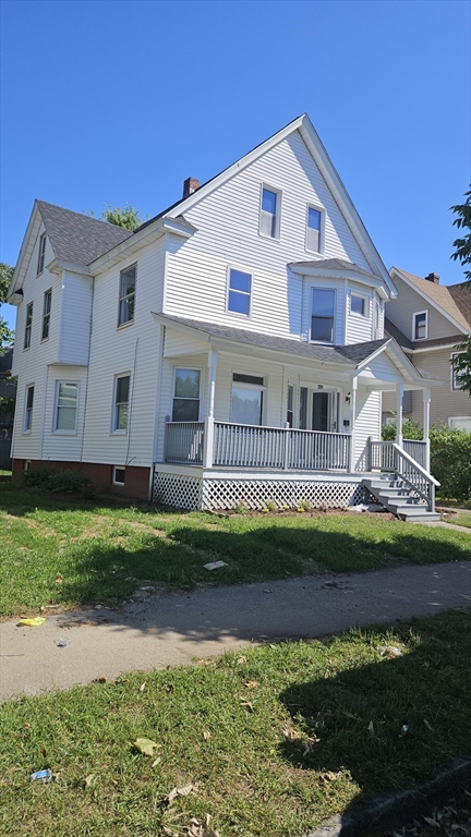 Photo 3 of 12 of 665 Belmont Ave house