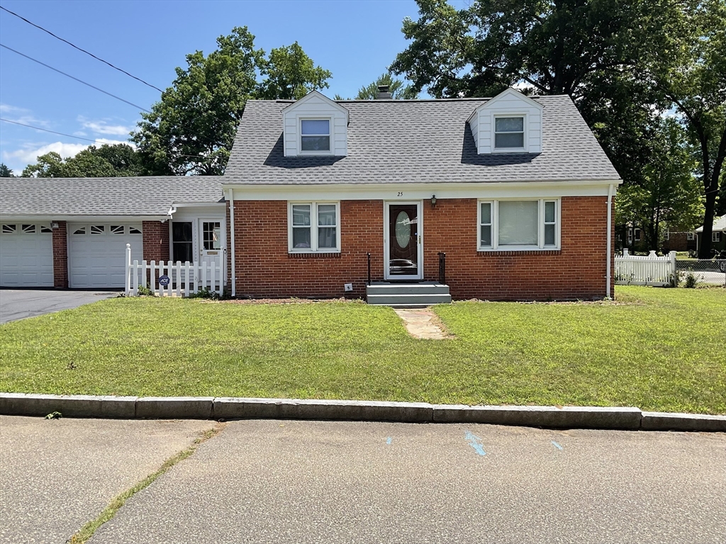 Photo 1 of 40 of 25 Lorenzo St house