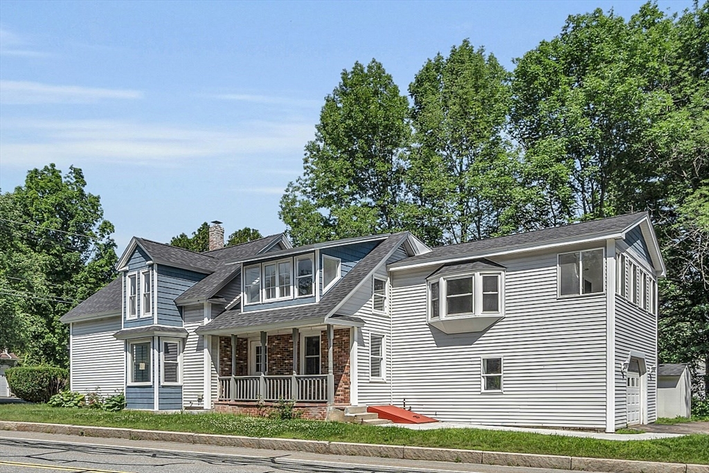 Photo 1 of 36 of 29 Sawyer St house