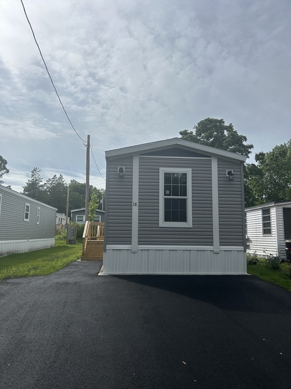 Photo 1 of 11 of 18 Upton Street mobile home