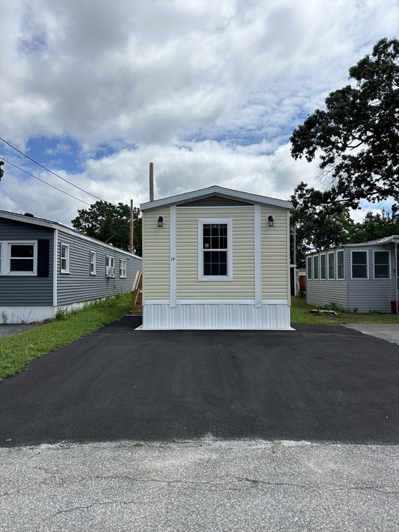 Photo 1 of 13 of 14 Berkeley Street mobile home