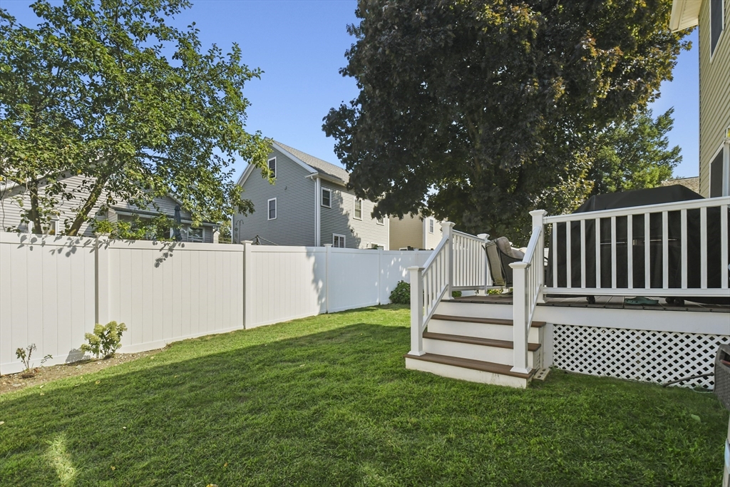 Photo 4 of 42 of 123 Mokema Avenue house