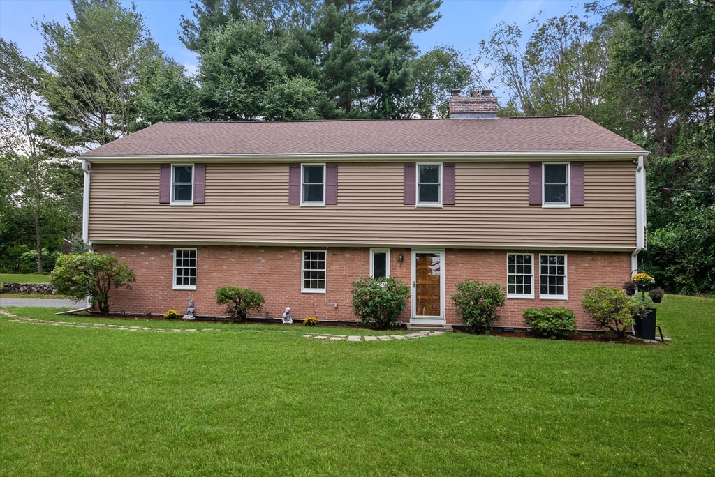 Photo 1 of 25 of 2 Meadowview Rd house