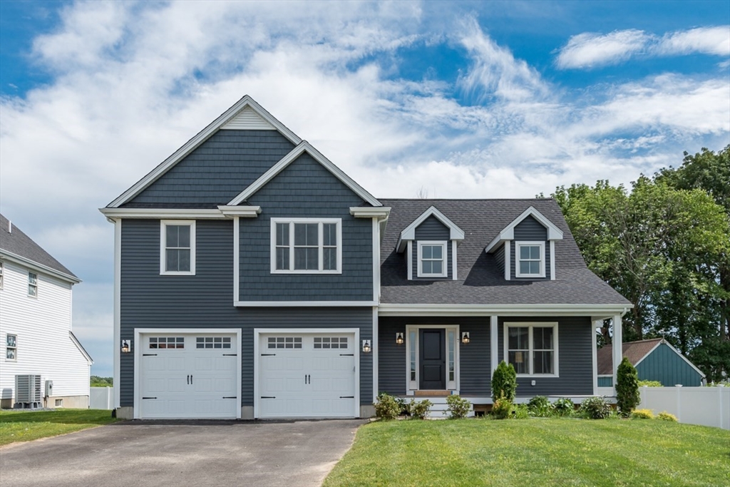 Photo 1 of 36 of 4 Narragansett Drive house