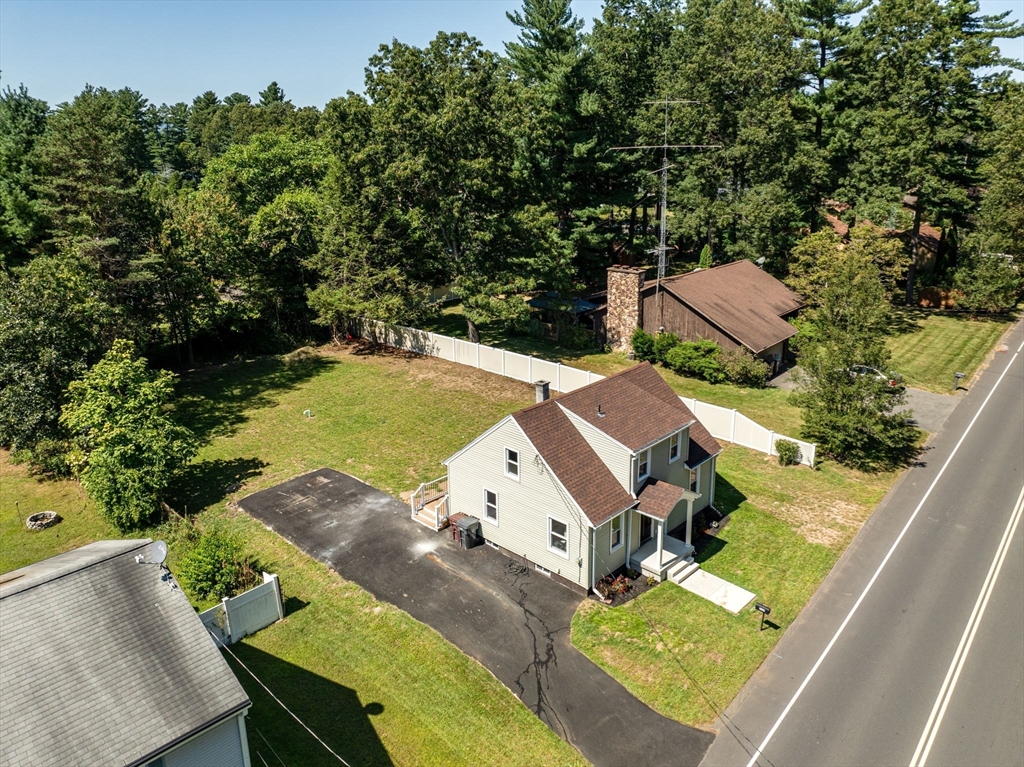 Photo 4 of 42 of 227 Old County Rd house