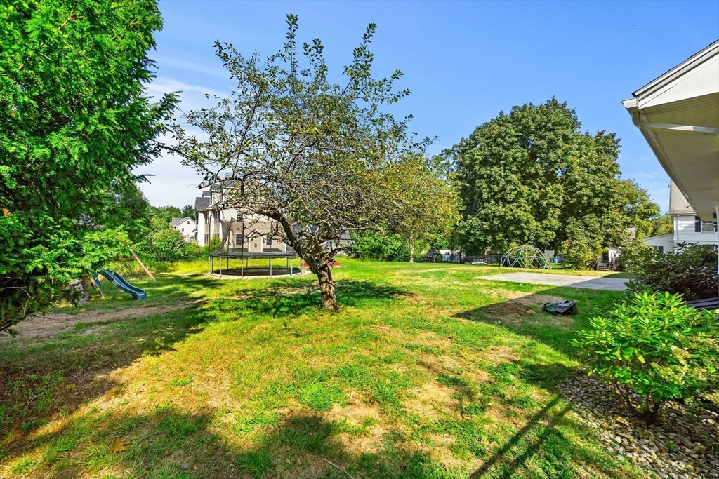 Photo 19 of 26 of 227 Shawsheen Ave house