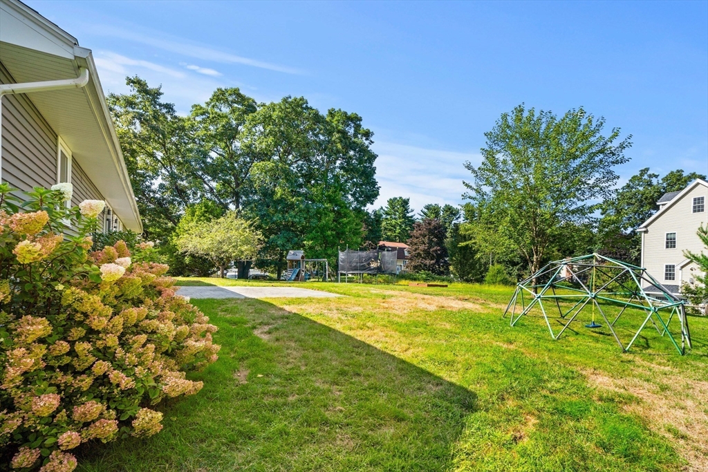 Photo 21 of 26 of 227 Shawsheen Ave house