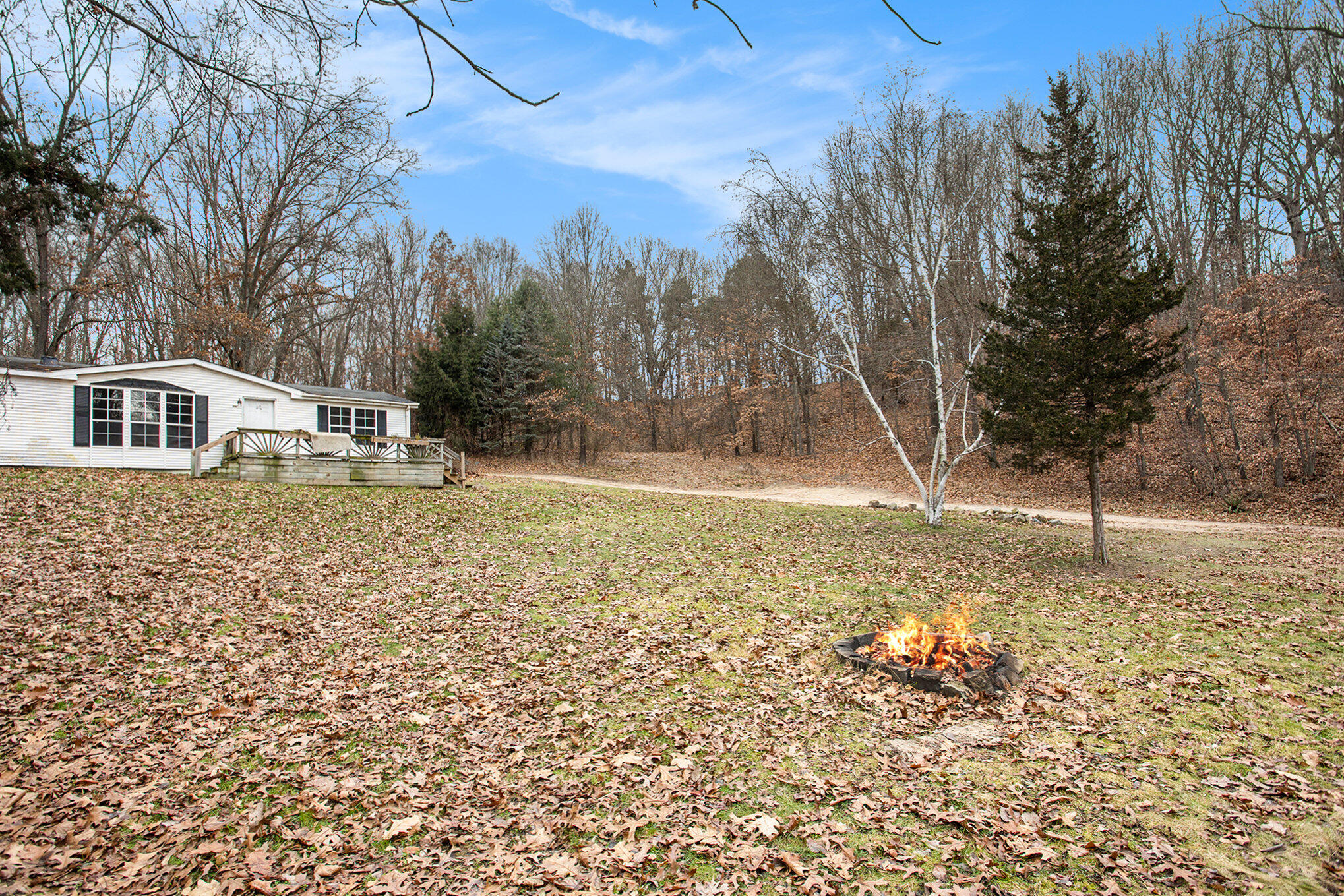 Photo 14 of 24 of 1417 Grand River Drive NE mobile home