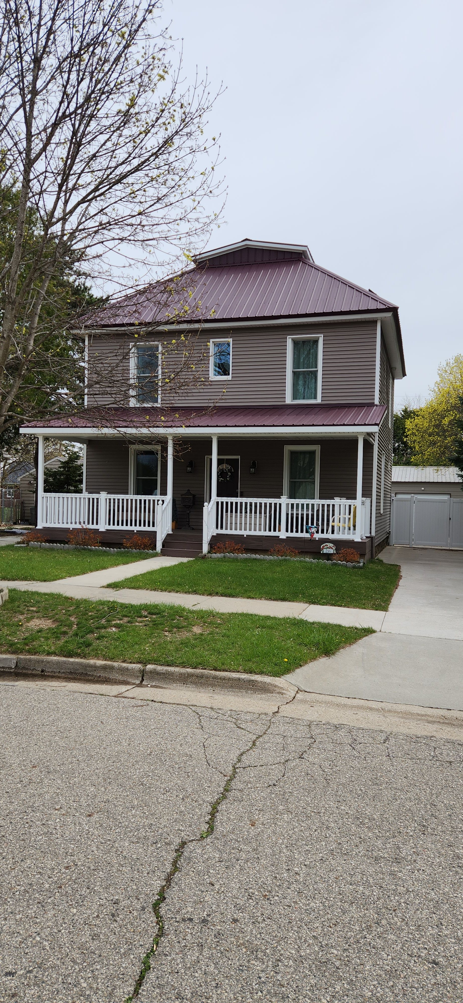 Photo 4 of 63 of 216 John Street house