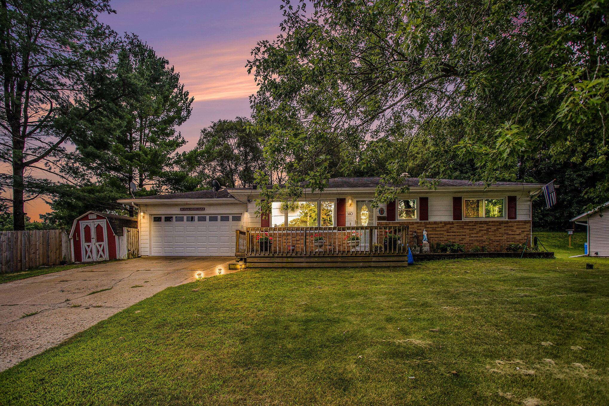 Photo 1 of 21 of 140 Wagon Wheel Lane house