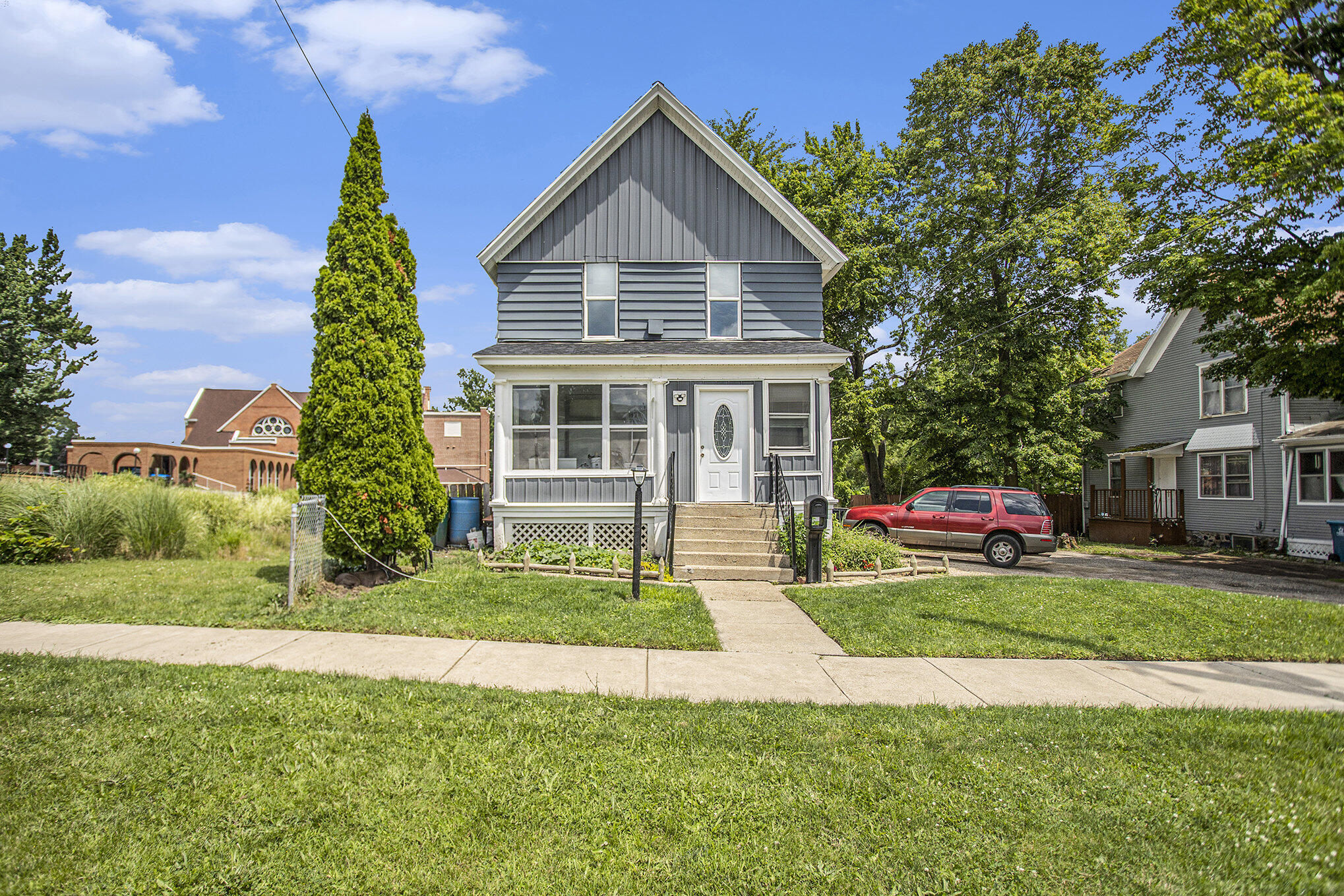 Photo 1 of 20 of 15 Poplar Street house