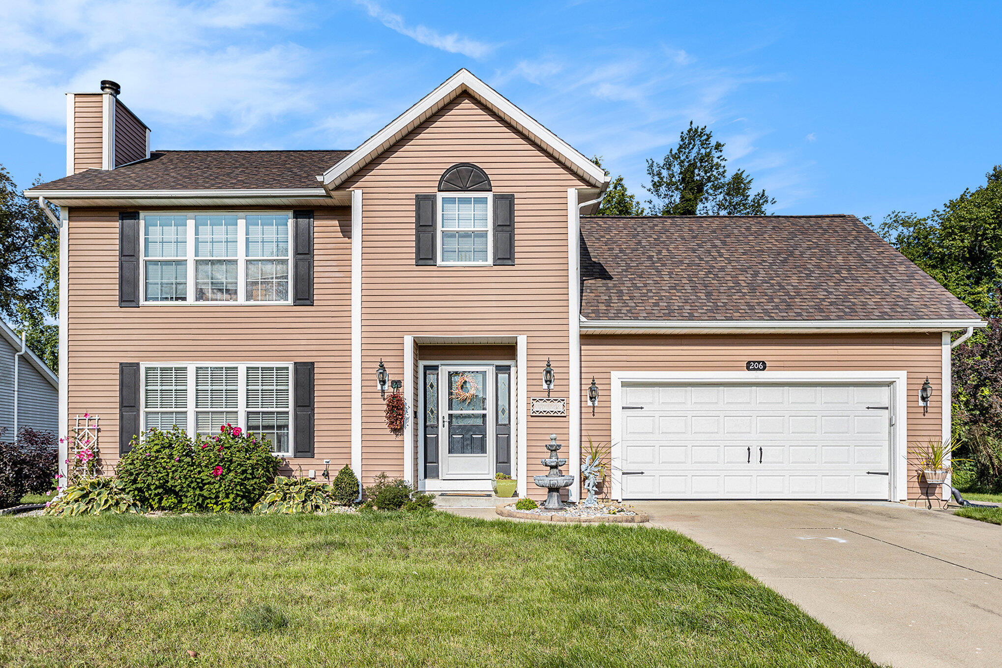 Photo 1 of 31 of 206 Black Cherry Lane house