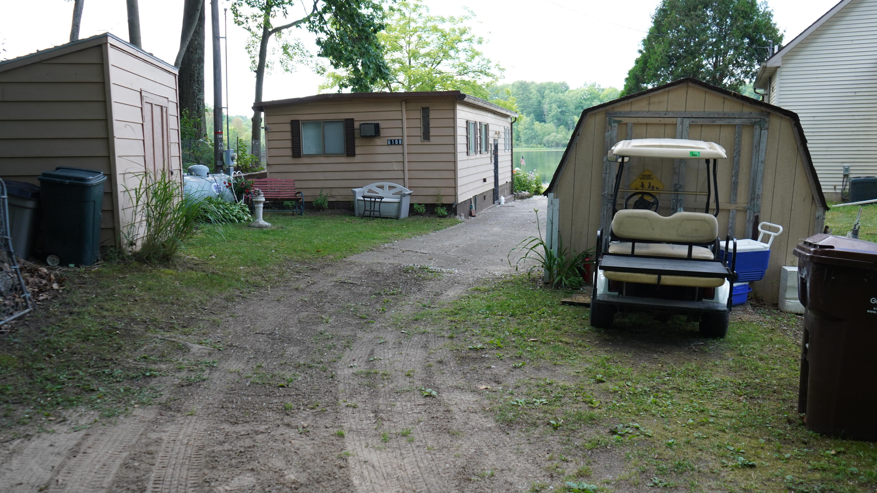 Photo 6 of 20 of 6108 Keeney Road mobile home