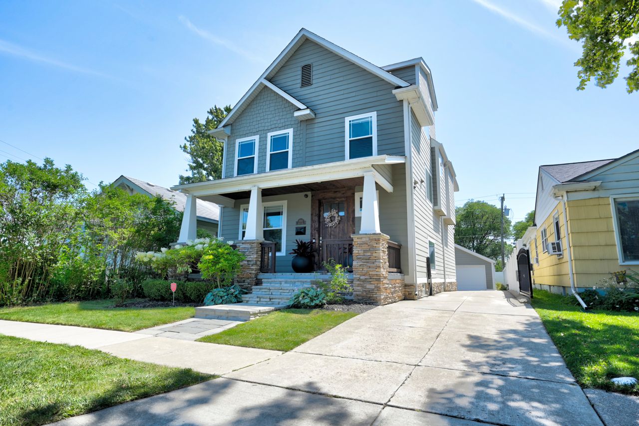 Photo 1 of 42 of 1400 SMITH Avenue house