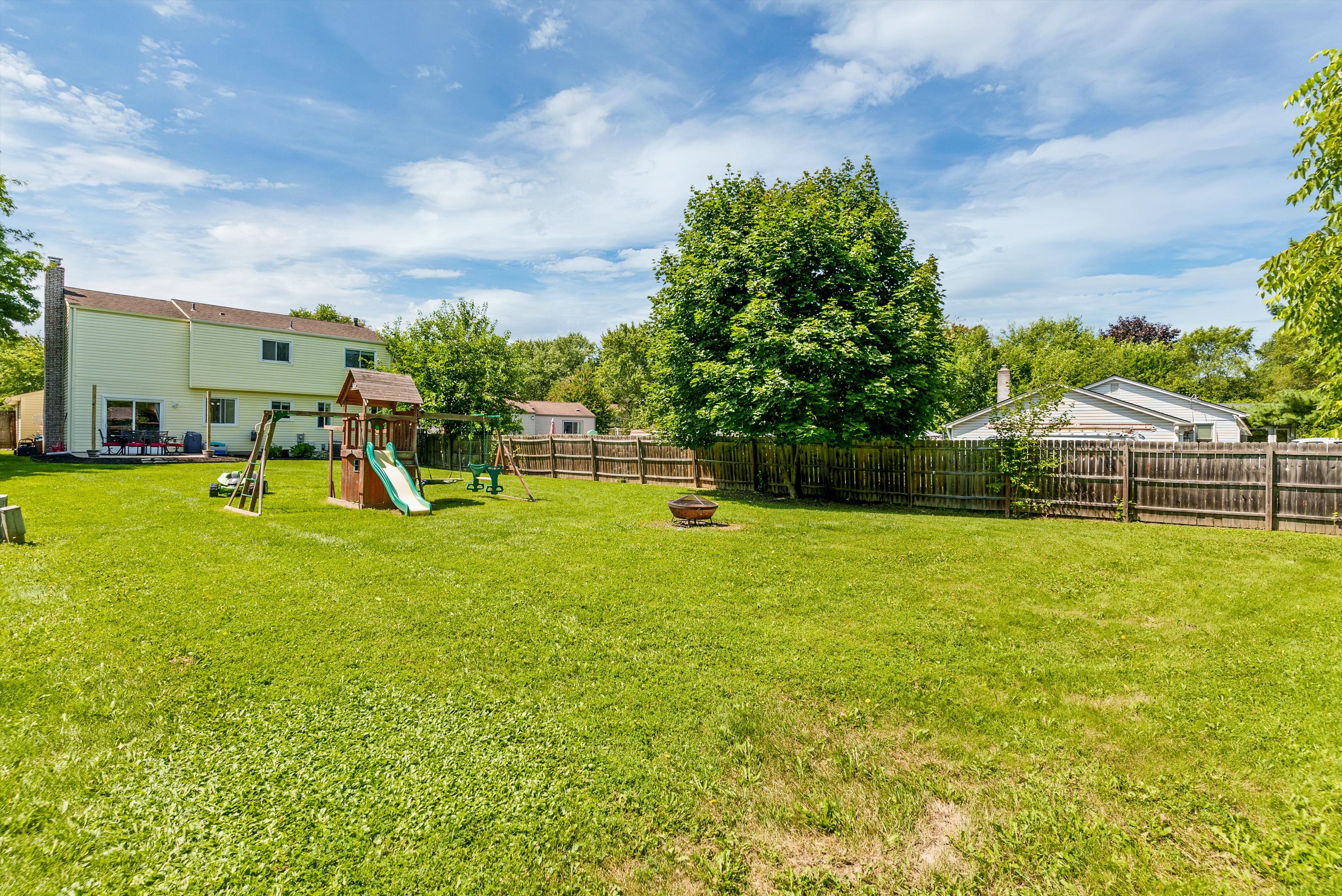 Photo 39 of 41 of 16281 TOURAINE Drive house