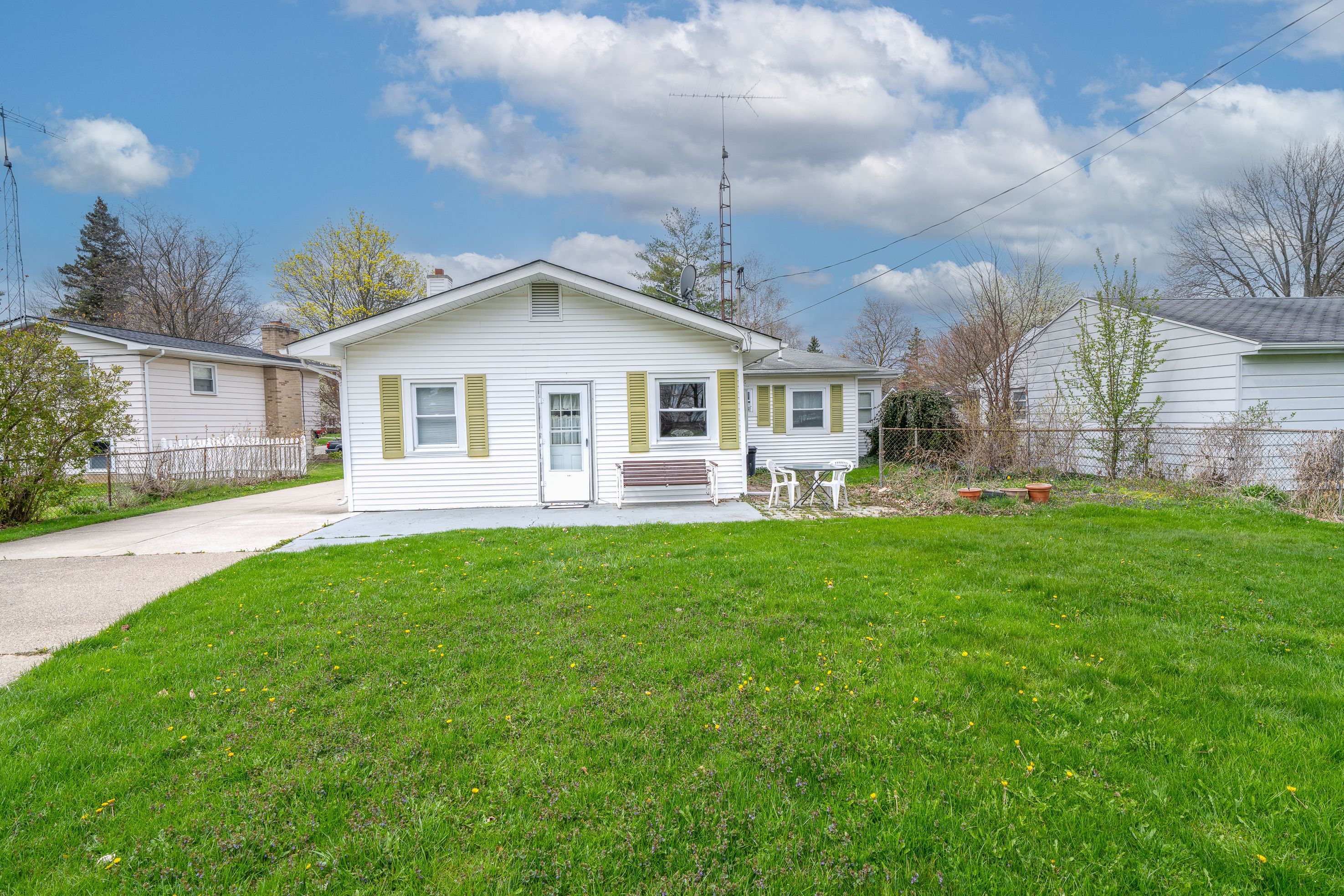 Photo 5 of 29 of 425 WISLER Street house