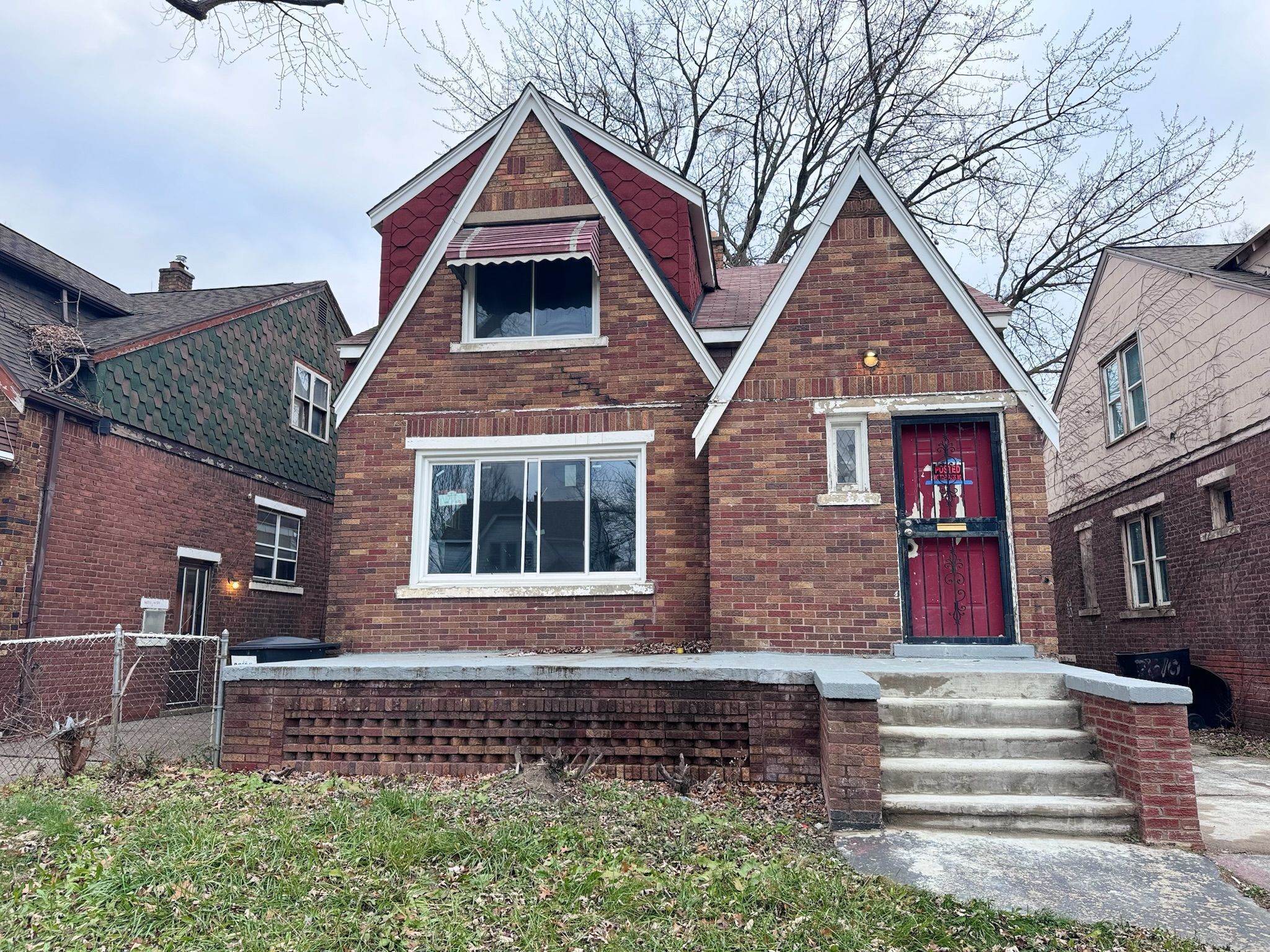 Photo 1 of 17 of 20172 HULL Street house