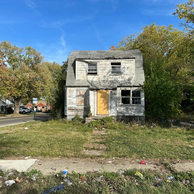 Photo 1 of 2 of 7846 Greenview Avenue house