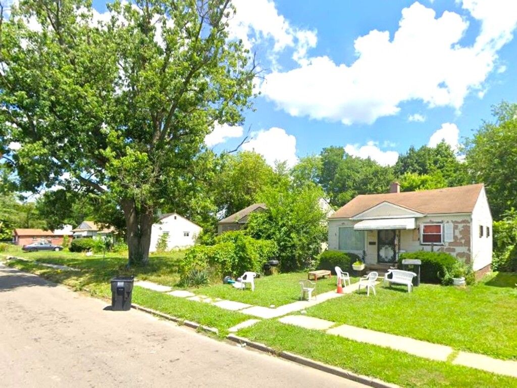 Photo 4 of 4 of 14128 PATTON Street house