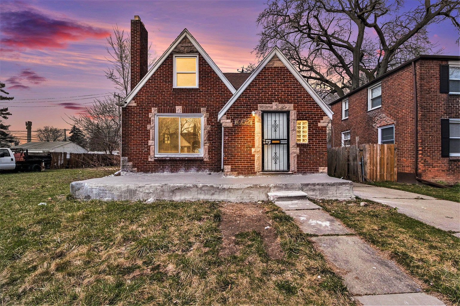 Photo 1 of 16 of 10521 ROXBURY Street house