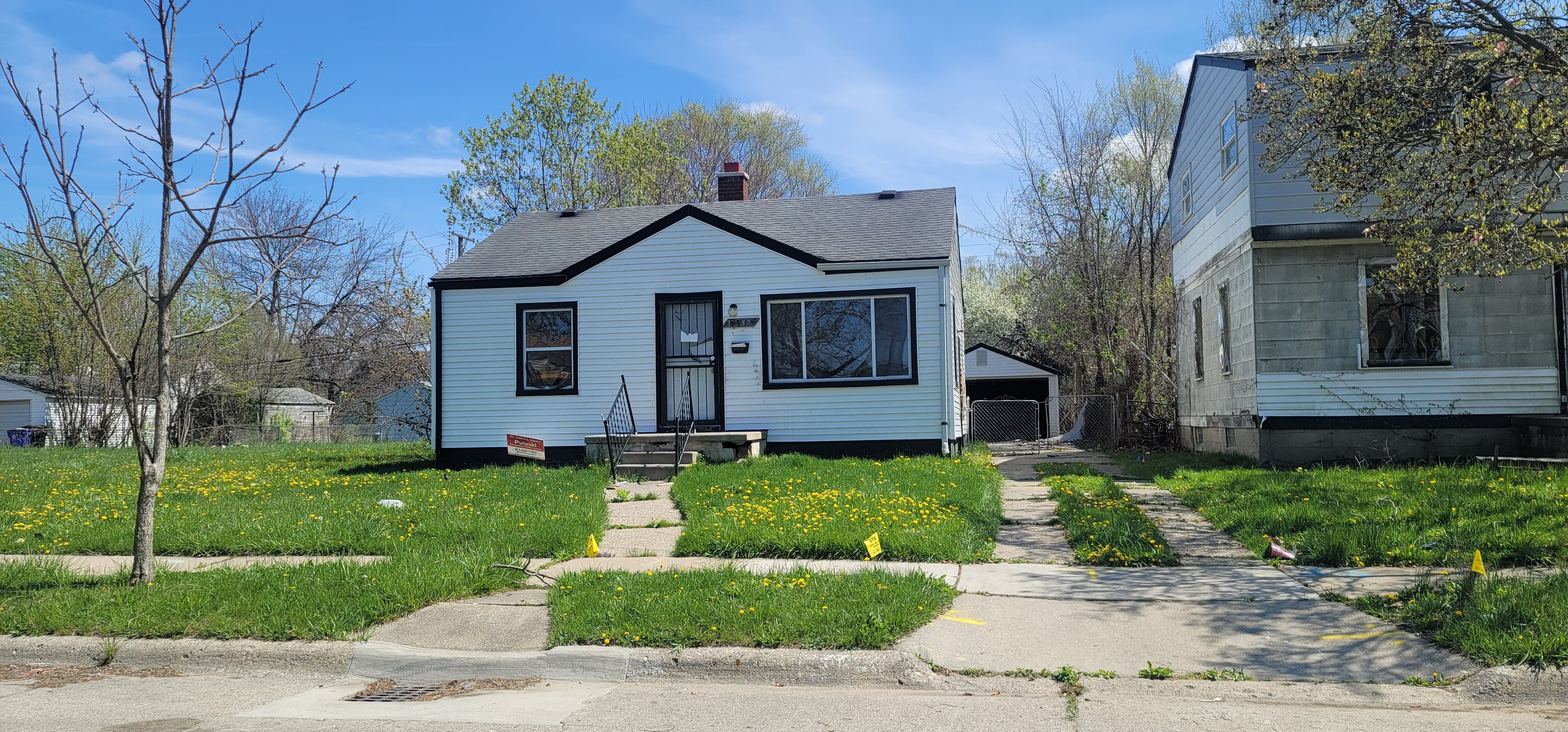 Photo 1 of 30 of 19350 ALGONAC Street house