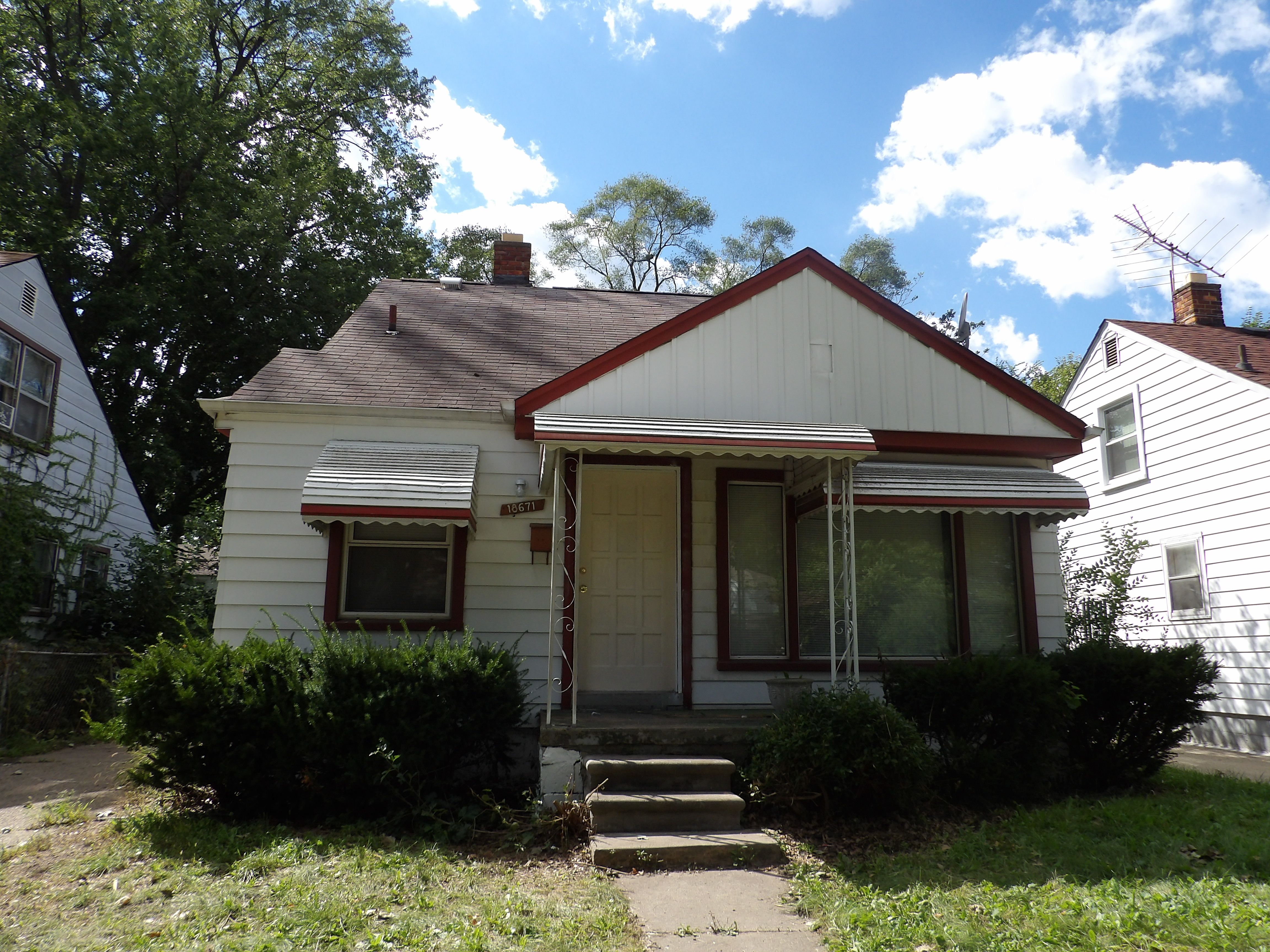 Photo 1 of 17 of 18671 SHIELDS Street house