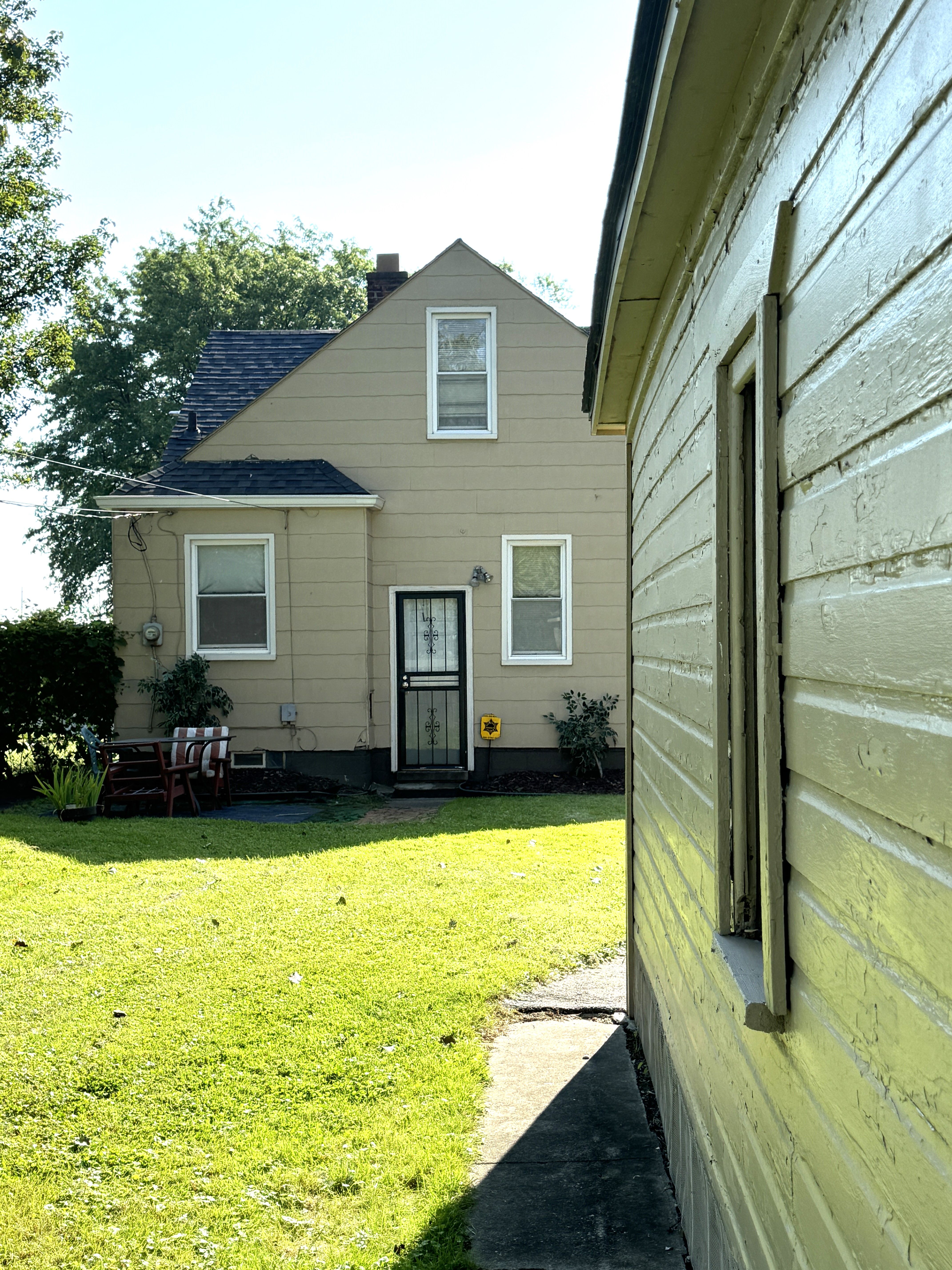 Photo 3 of 30 of 12257 ABINGTON Avenue house