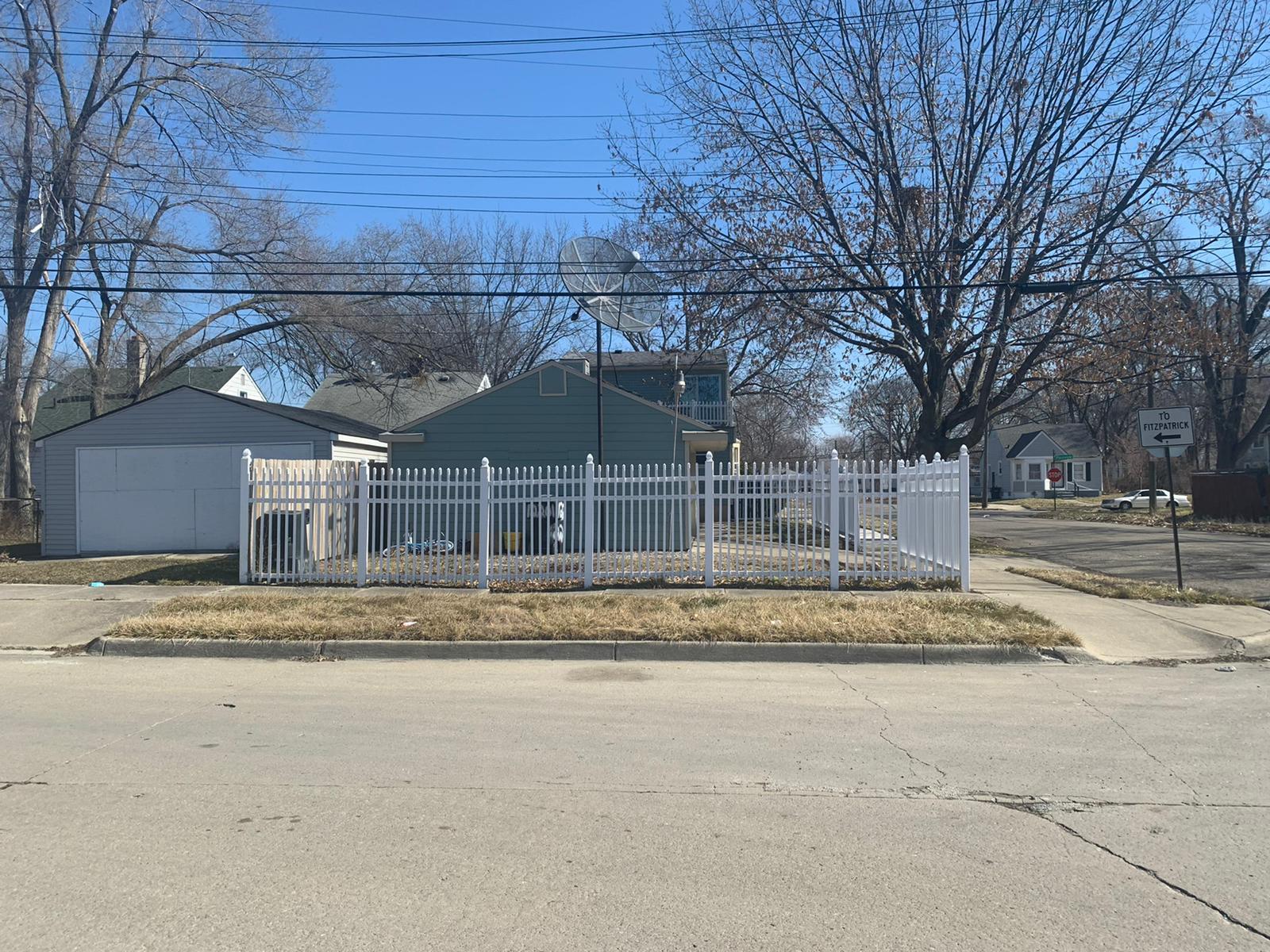 Photo 6 of 21 of 12201 Plainview Avenue house