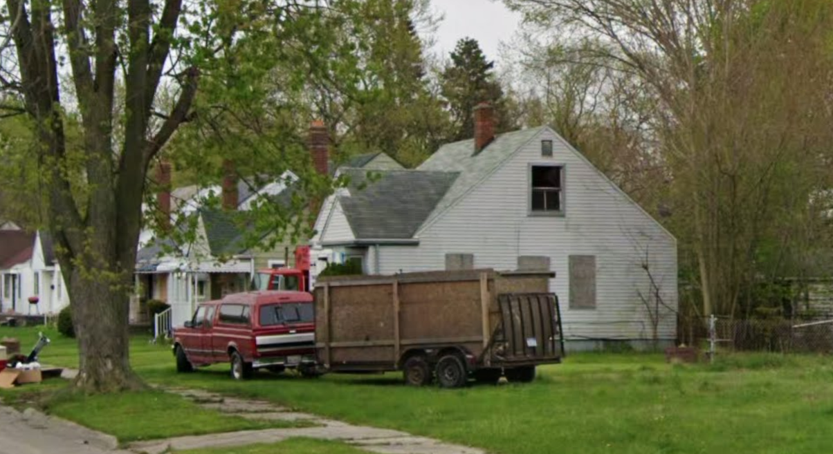 Photo 1 of 14 of 19609 DRESDEN Street land