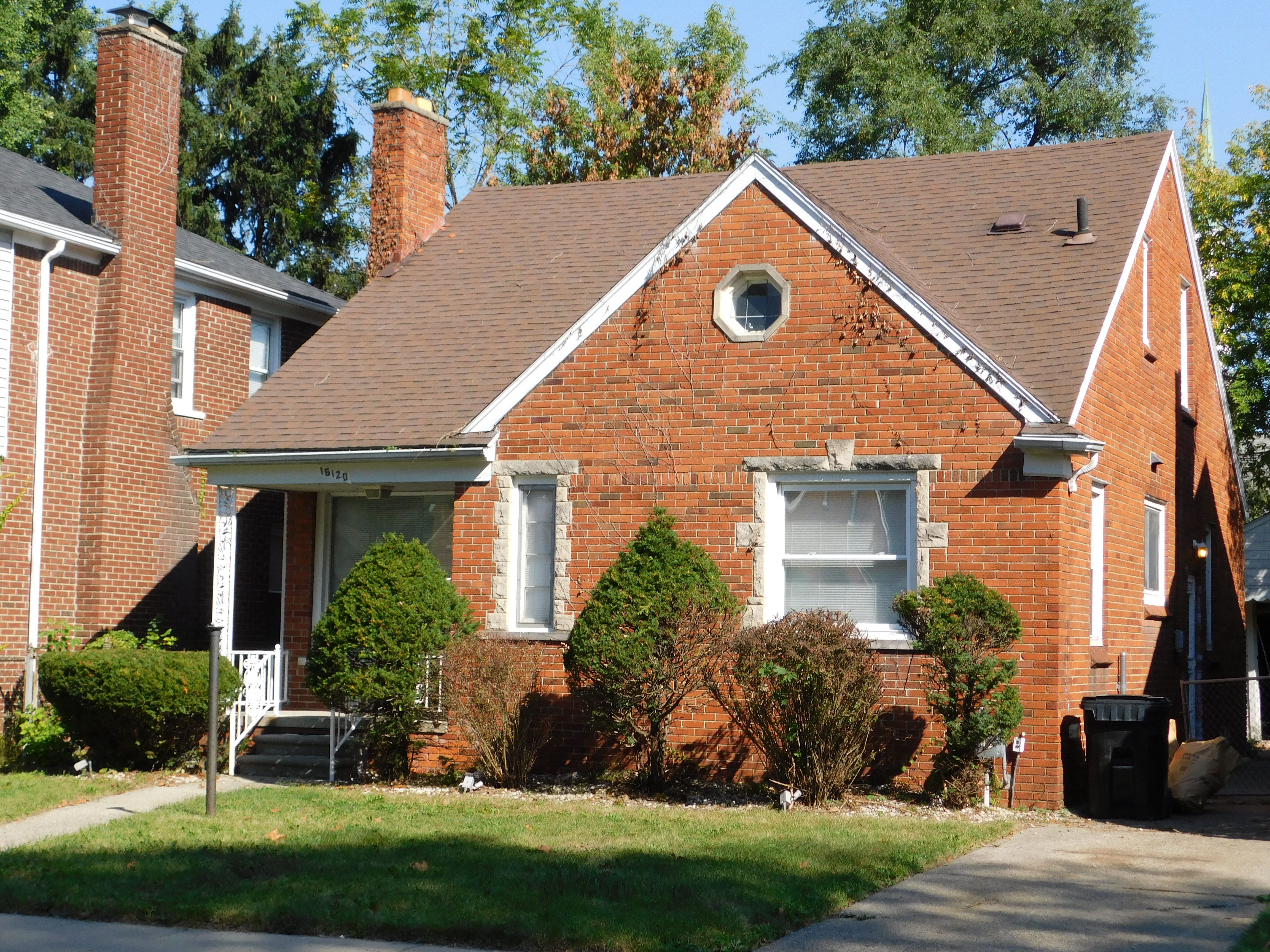 Photo 1 of 2 of 16120 HEYDEN Street house