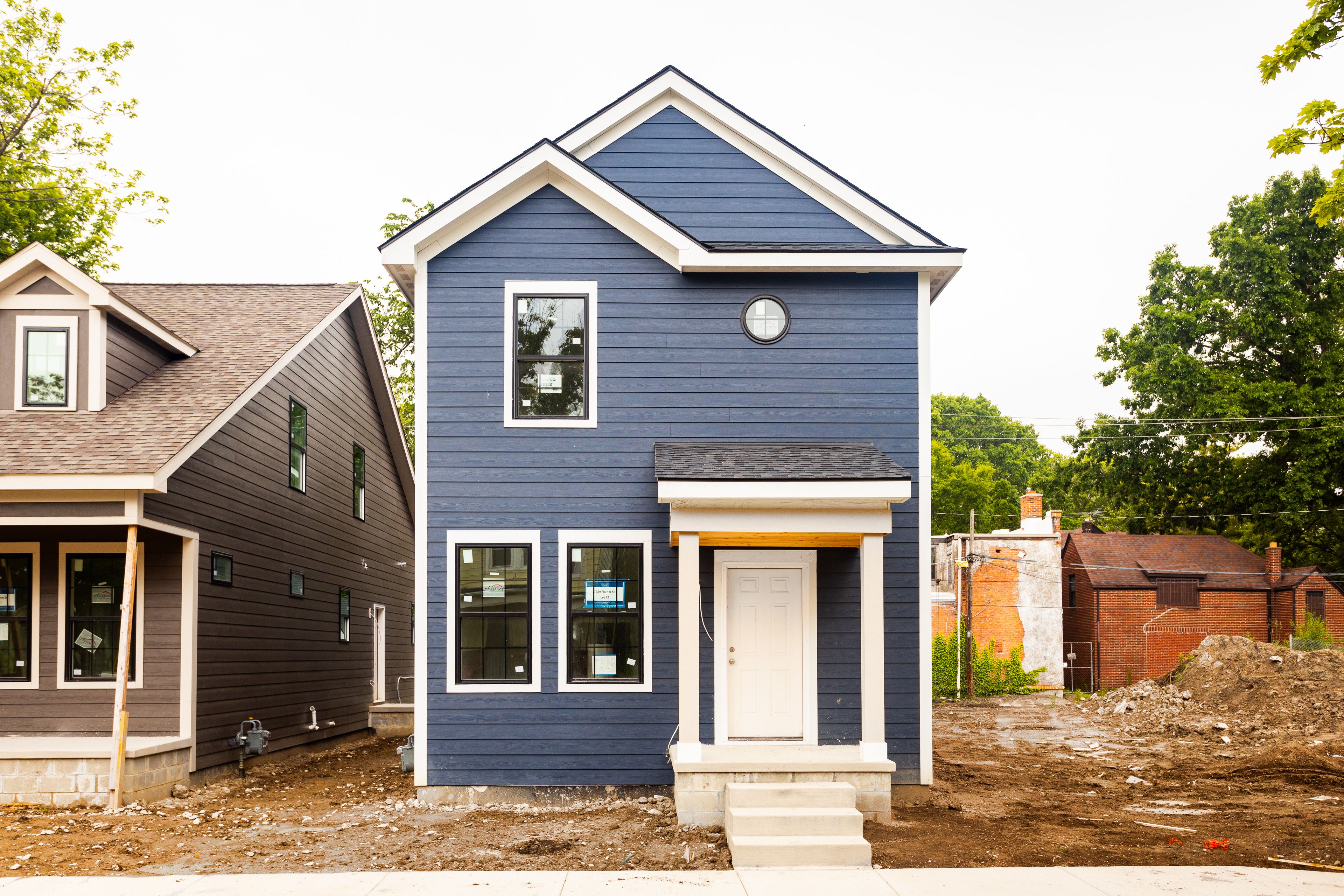 Photo 16 of 25 of 1746 FISCHER Street house