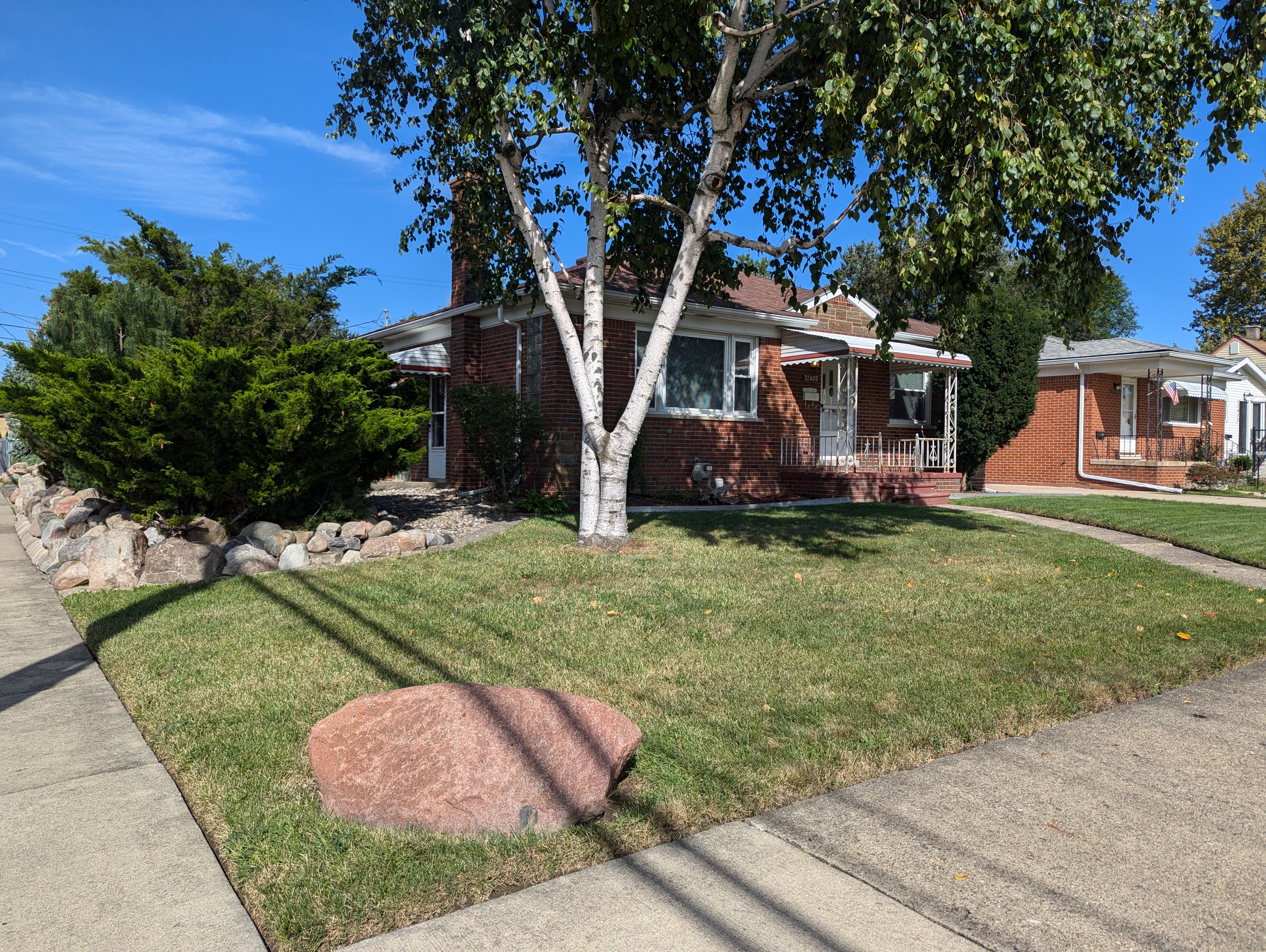 Photo 3 of 28 of 22405 PIPER Avenue house