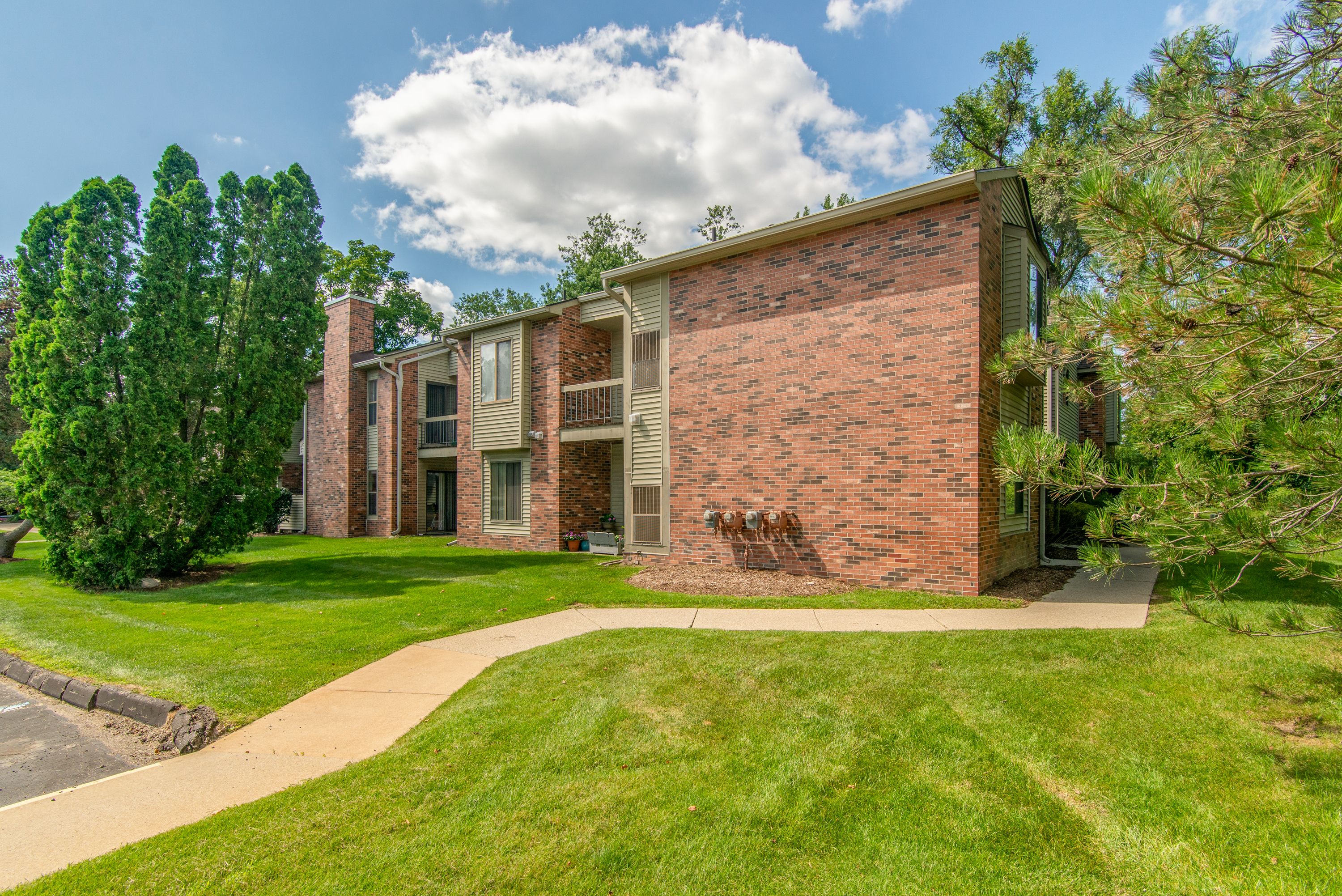 Photo 17 of 21 of 21980 INDIAN CREEK Drive condo