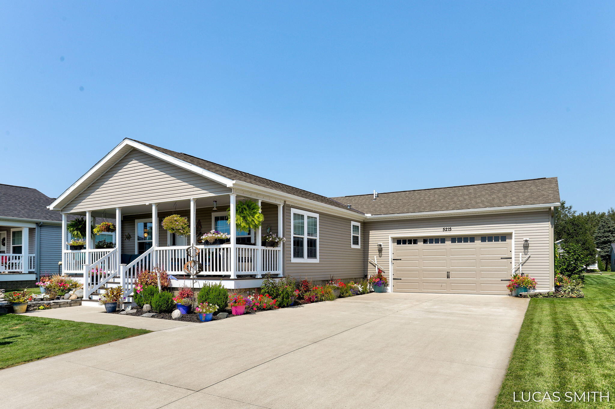 Photo 1 of 29 of 5215 E. Scenic Turn Lane mobile home