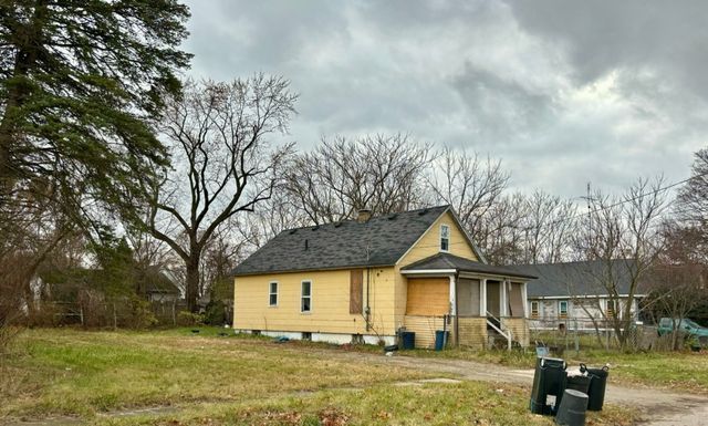 Photo 3 of 4 of 1430 BELLE Avenue house