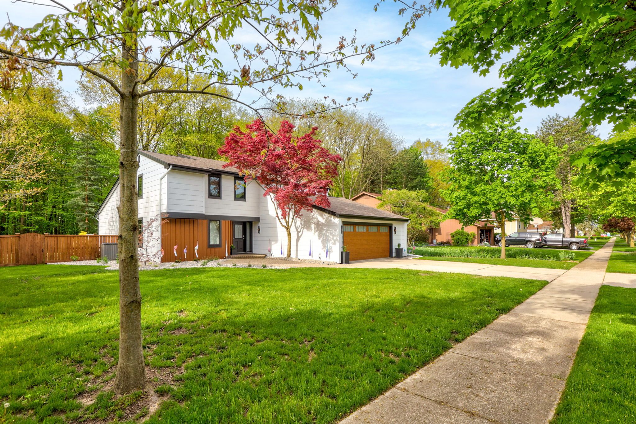 Photo 1 of 90 of 825 ZEHNDER Drive house