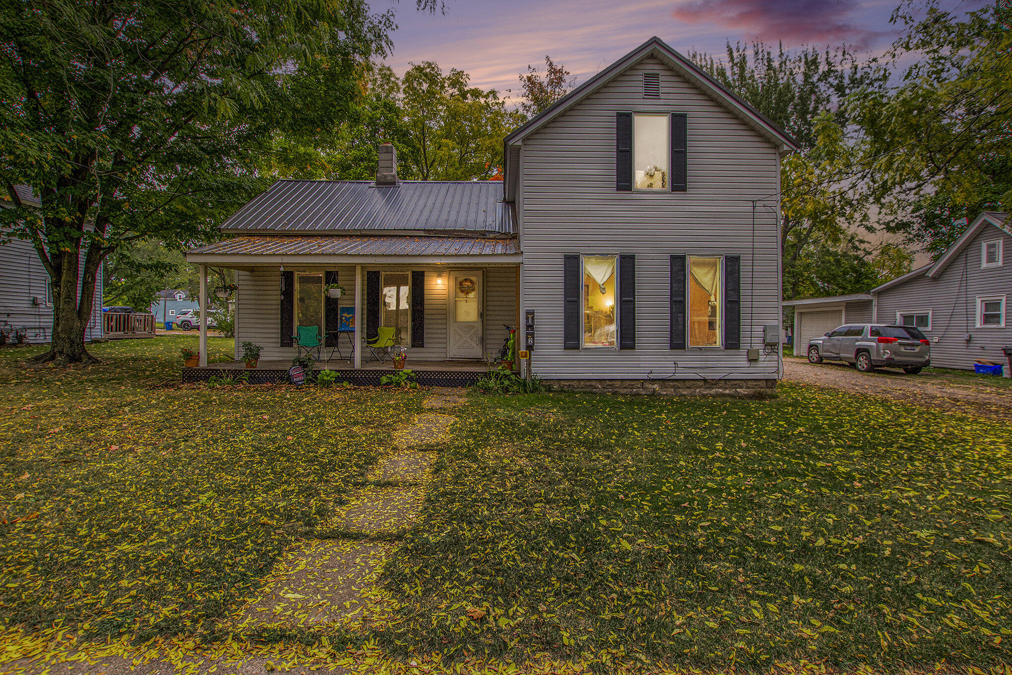 Photo 1 of 26 of 210 S Division Avenue house