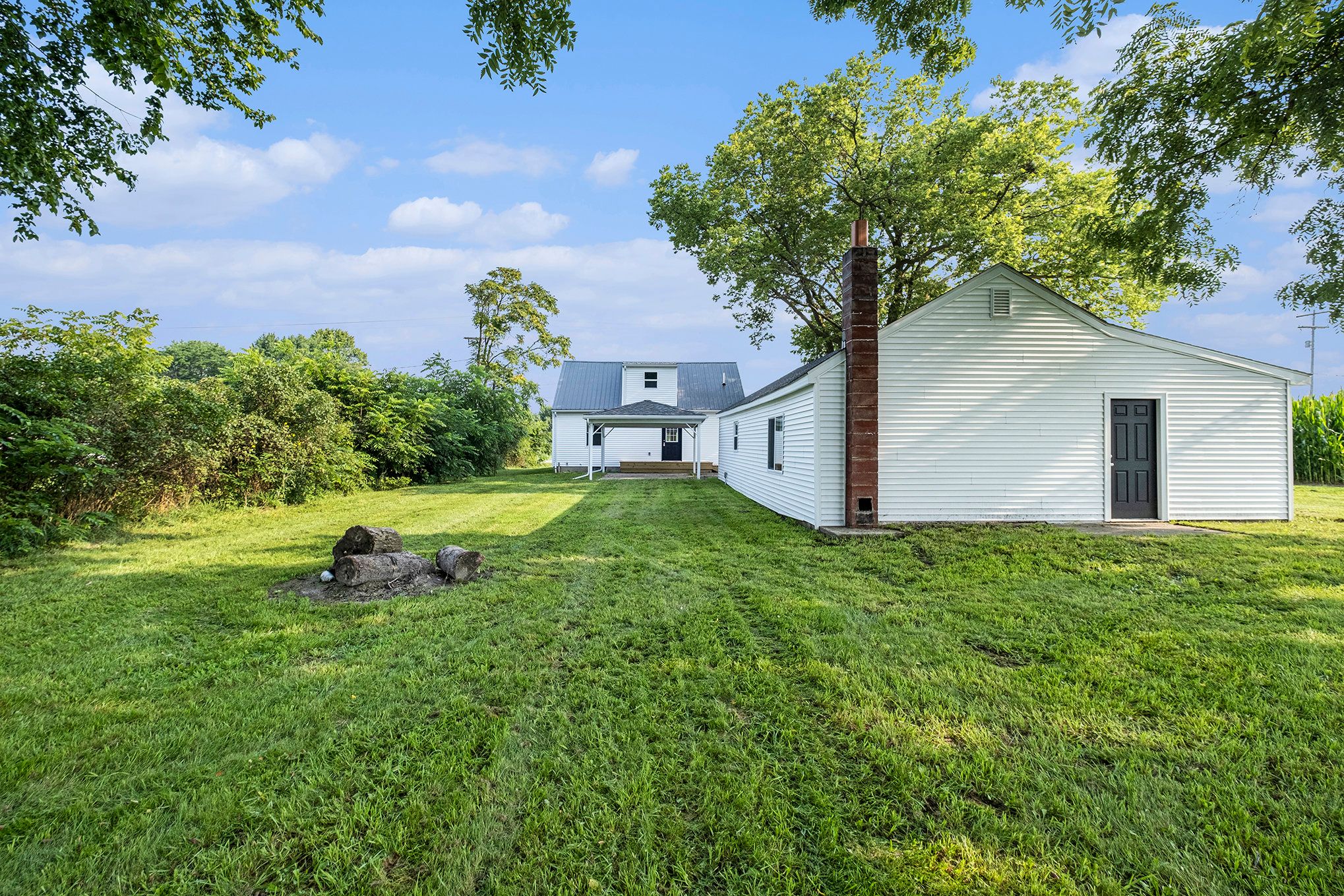 Photo 17 of 19 of 5192 E COLDWATER Road house